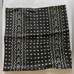 Kaekoo | Foxi Mudcloth 19.5 x 19.5 Pillow Cover